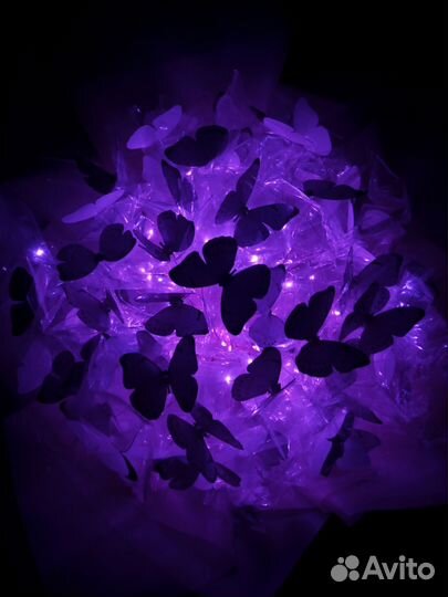 Букет из бабочек светящийся