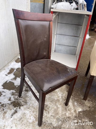 Стул дерево темный кожа мягкий 45/45/93