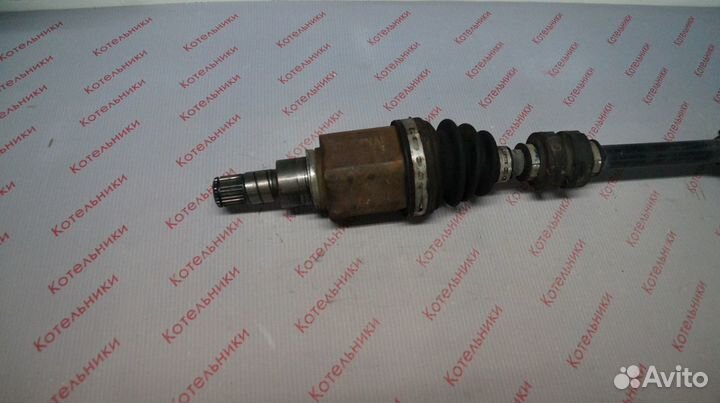 Nissan 39101-1KA0B Вал приводной левый