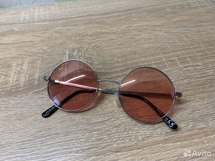 Солнцезащитные очки