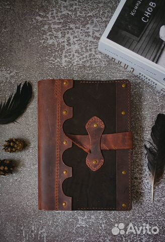 Кожаная обложка для книг