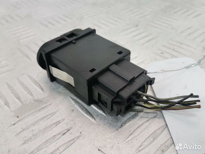 Кнопка обогрева заднего стекла Ford Galaxy 1999