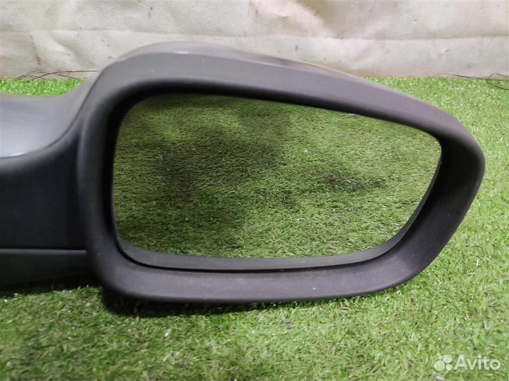 Зеркало правое Renault Clio 3 2006