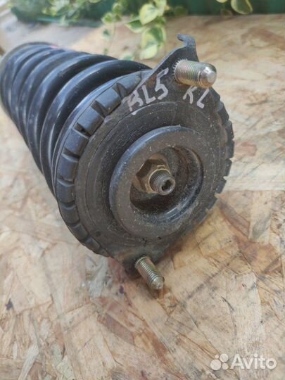 Стойка подвески задняя левая Subaru Legacy BL5