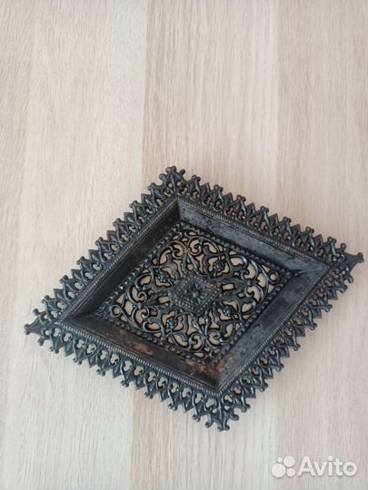 Чугунная визитница 1974