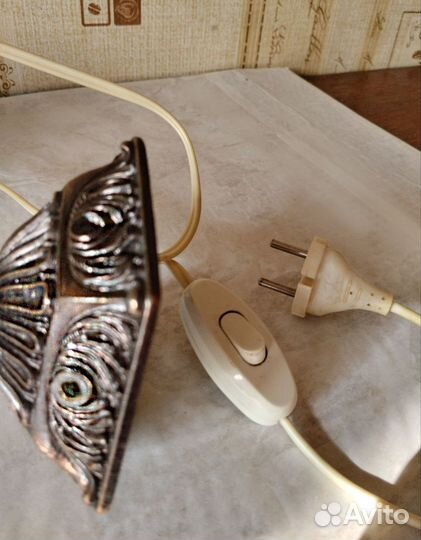 Настенный светильник бра