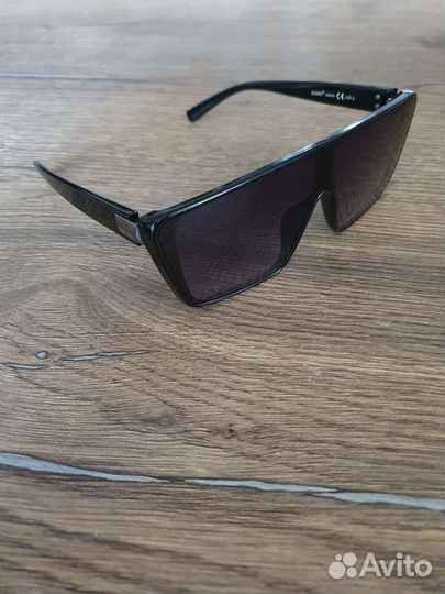 Солнцезащитные очки женские