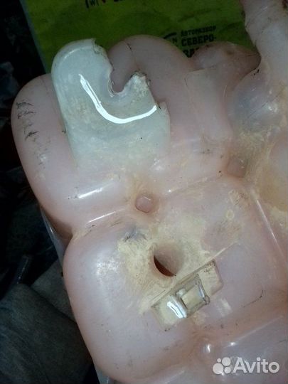 Бачок расширительный Volkswagen Touareg 7P5