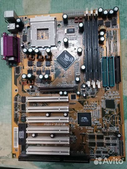 Материнская плата