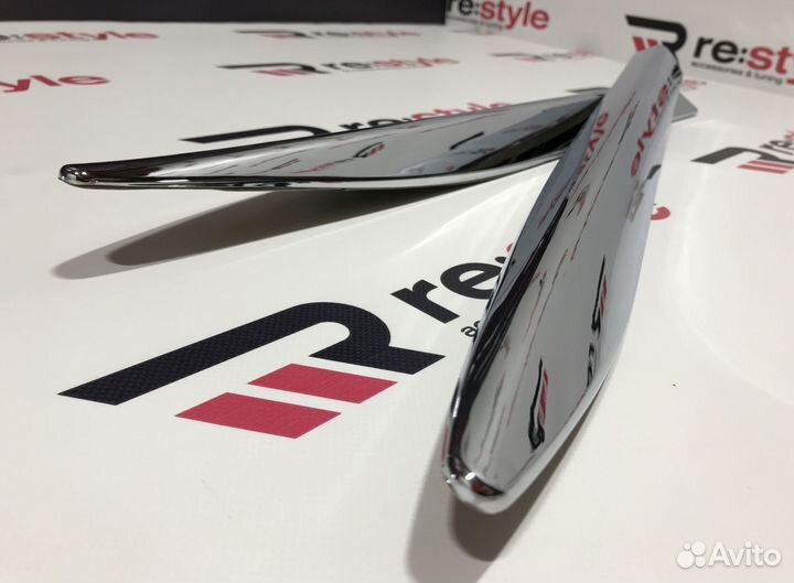 Молдинги дверей Lexus LX570 c 2016 U663