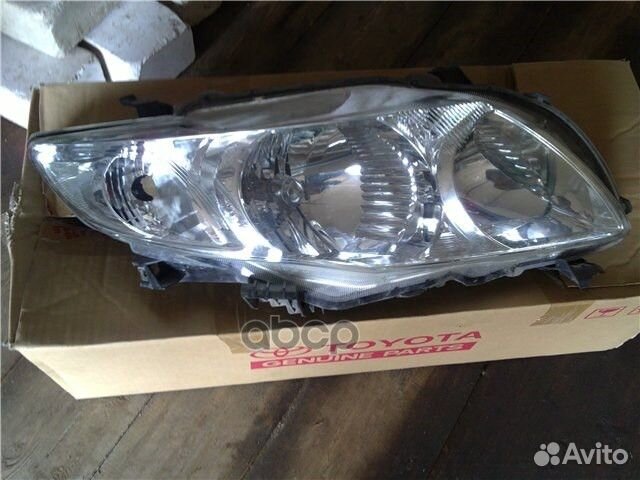 Фара 8113012A60 toyota