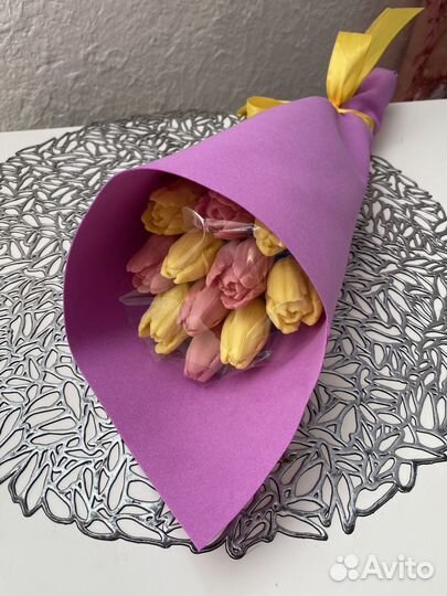 Шоколадный букет из тюльпанов