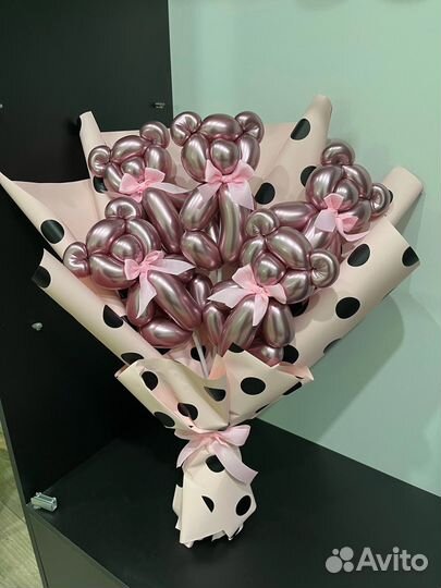 Букет из воздушных мишек-шаров