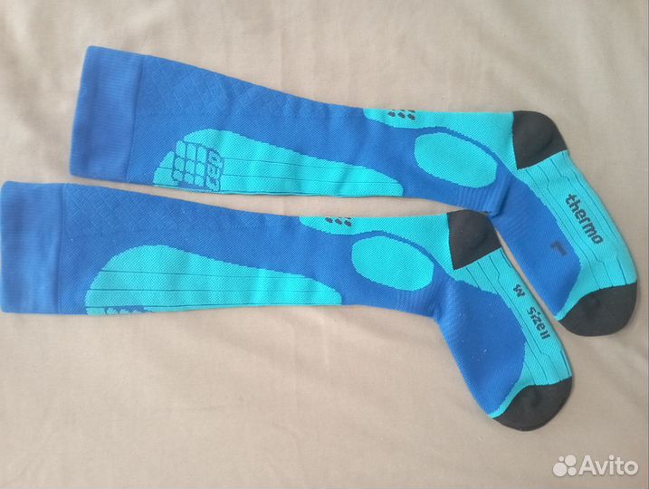 Компрессионные спортивные носки CEP