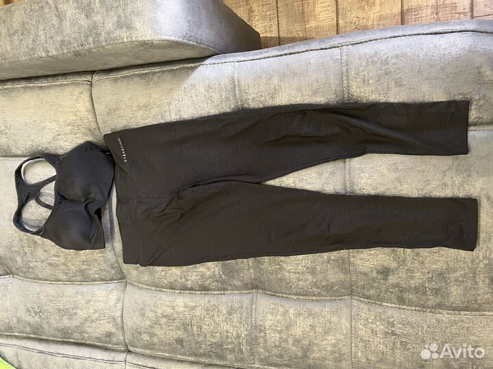 Спортивная форма женская