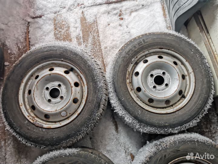 Accelera 651 185/70 R14