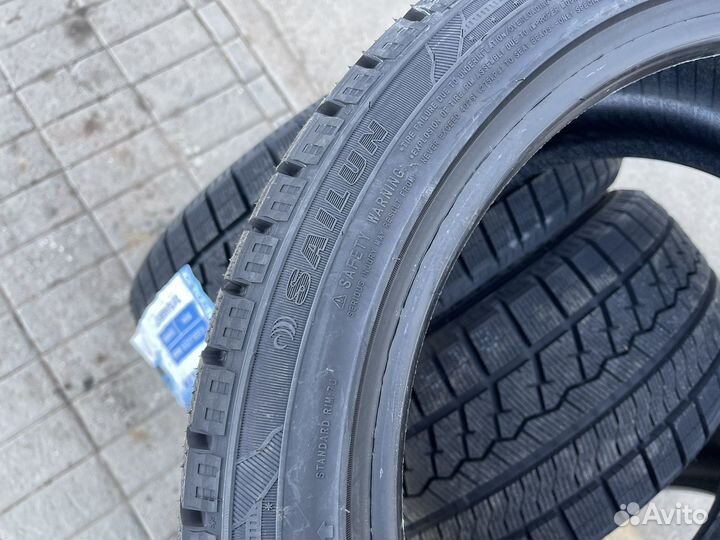 Sailun Ice Blazer Arctic 215/50 R17 91T