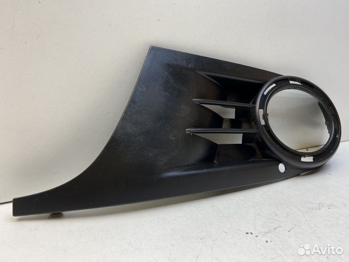 Решётка в бампер левая Volkswagen Golf VI 2009-201