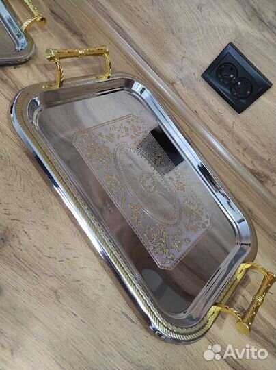 Поднос металлический новый