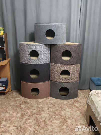 Большой домик с когтеточкой и лежанкой