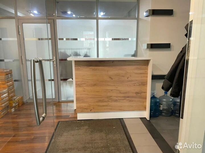 Стойка ресепшн для приемной зоны Марсия