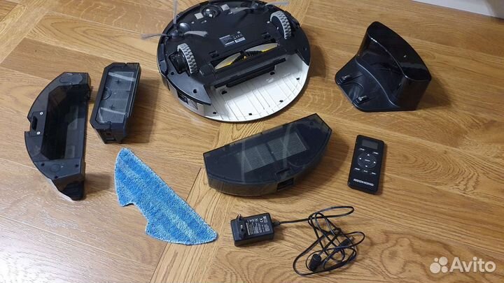 Робот пылесос Redmond rv r500