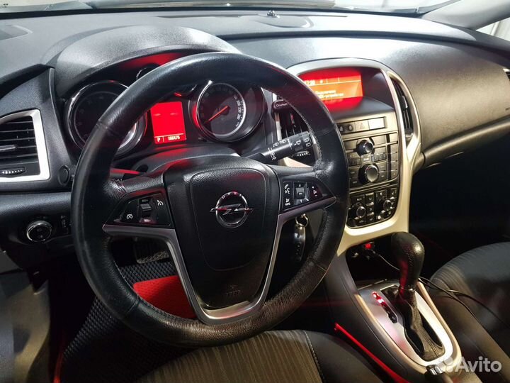 Opel Astra 1.6 AT, 2011, 190 000 км