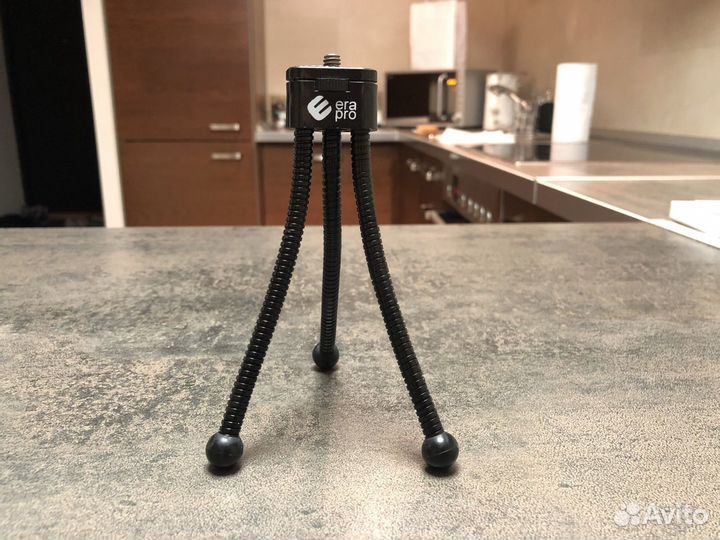 Трипод для смартфона