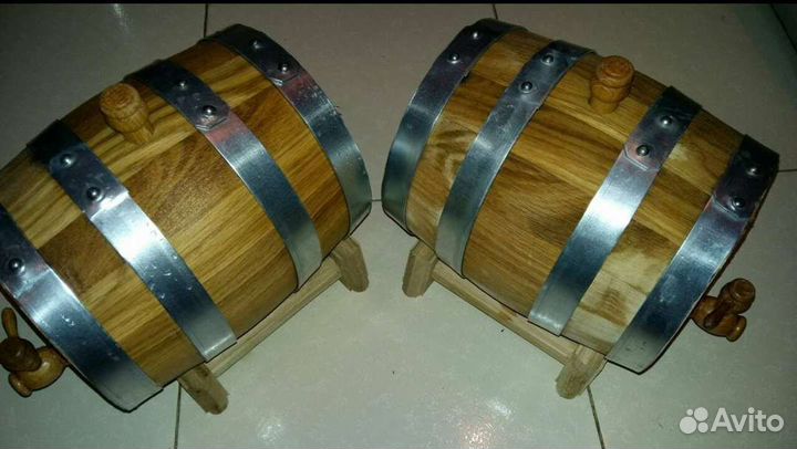 Деревянная бочка для коньяка