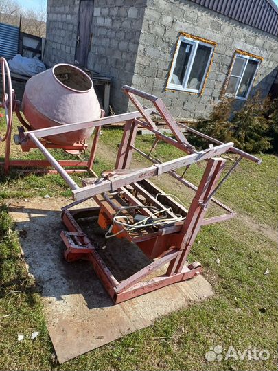 Шлакоблочный станок