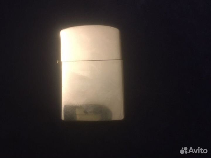 Зажигалка бензиновая