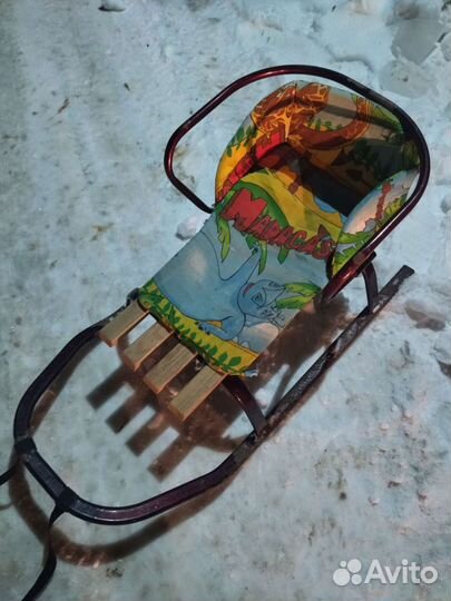 Санки со спинкой