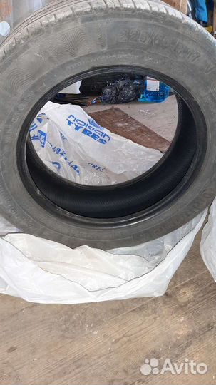Continental ContiPremiumContact 5 225/60 R17 99V