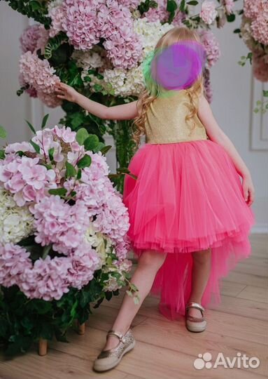 Платье со шлейфом для девочки 128-134