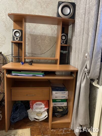 Компьютерный стол