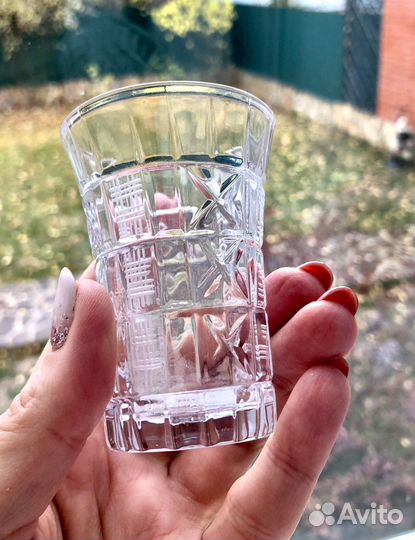 Хрустальный штоф с рюмками