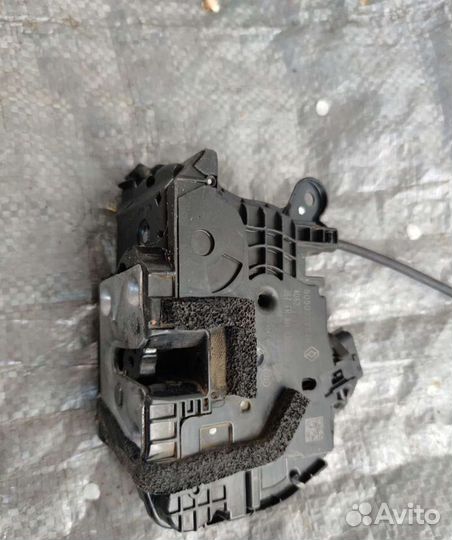 Замок двери правый Renault Kaptur