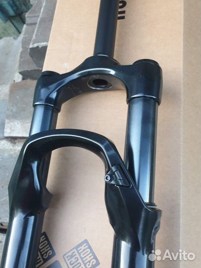 Вилка воздушная Rock Shox Recon 29