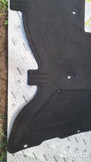 6700017790 изоляция капота maserati quattroporte