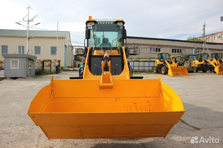 Фронтальный погрузчик Redstar ZL25, 2023