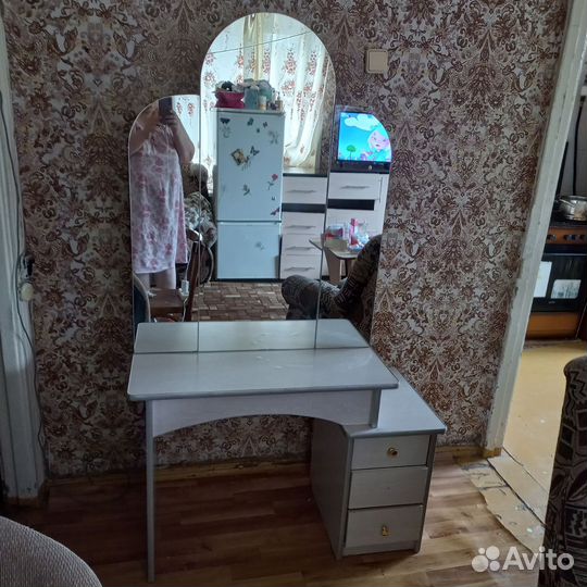 Трюмо трельяж с зеркалом