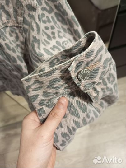 Джинсовая куртка женская