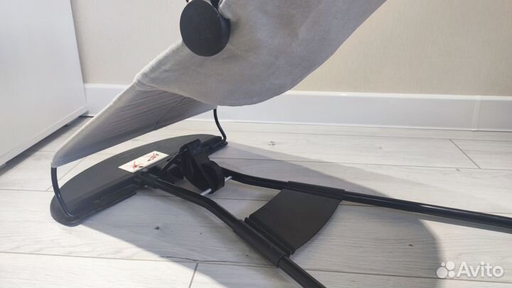 Шезлонг детский