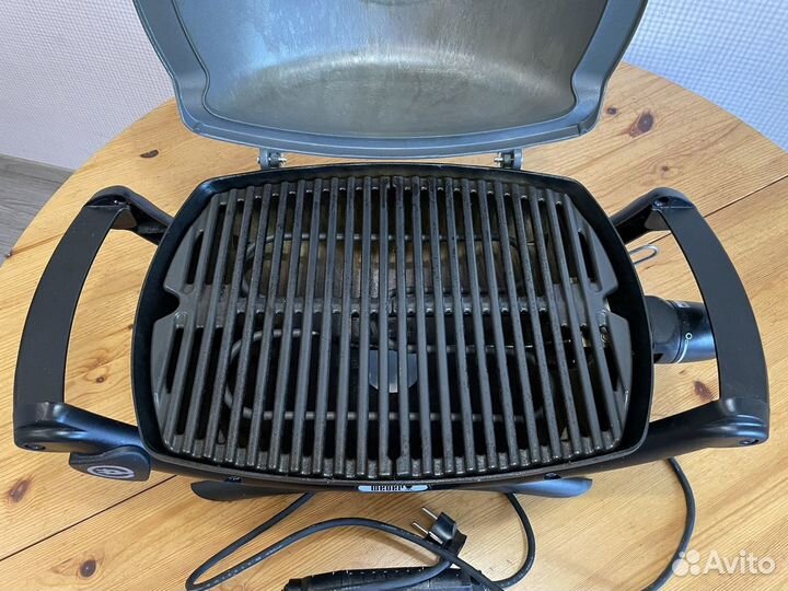 Гриль Weber Q 1400