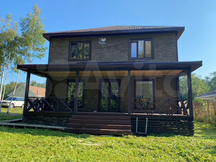 Дом 208 м² на участке 10 сот.