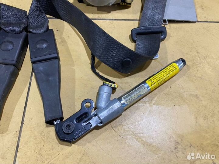 Ремень с пиропатроном левый правый Opel Insignia