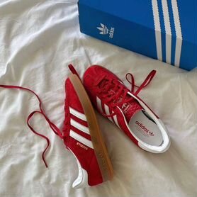 Adidas gazelle indoor red