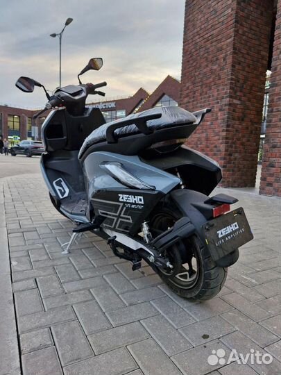 Электроскутер от Cf moto Zeeho ae 8 s+ 2024