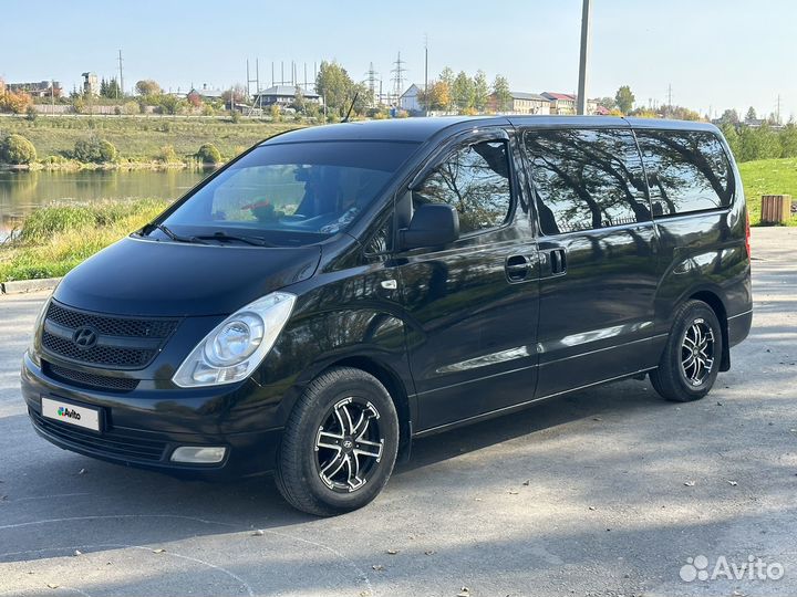 Hyundai H-1 2.5 МТ, 2011, 242 000 км