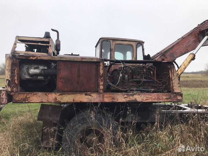 Экскаватор